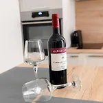Lavica Mare Retreat - Modern Near Le Meridien Apartment