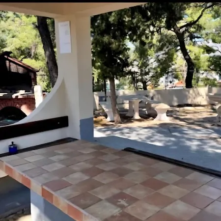 Apartment Lavica Mare Retreat - Modern Near Le Meridien *
